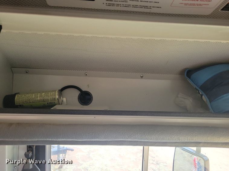 image for item LG9405 2014 IC PB105  school bus