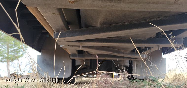 image for item LG9405 2014 IC PB105  school bus