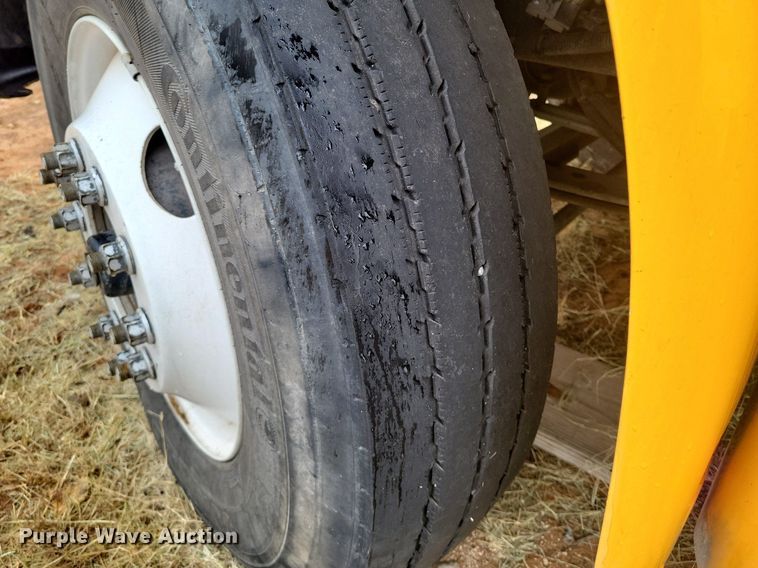 image for item LG9405 2014 IC PB105  school bus