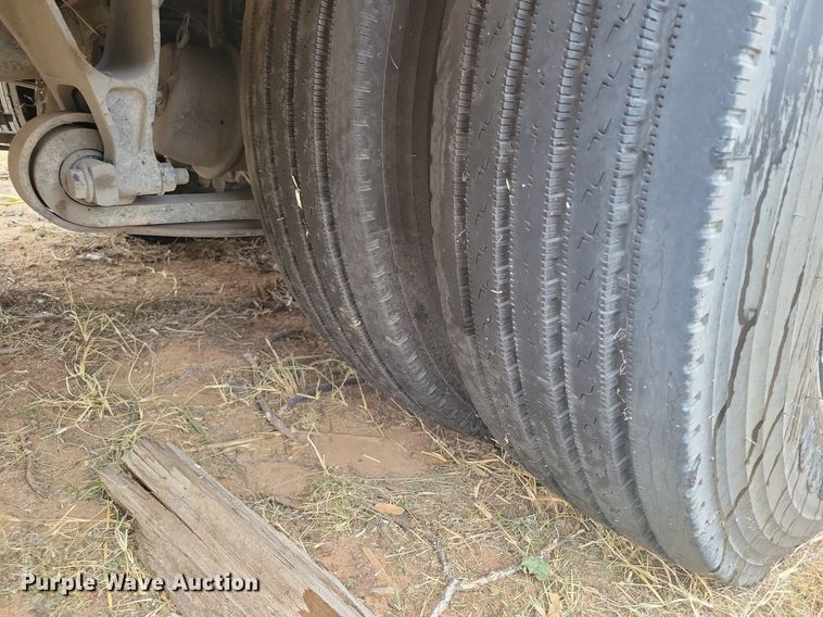 image for item LG9405 2014 IC PB105  school bus