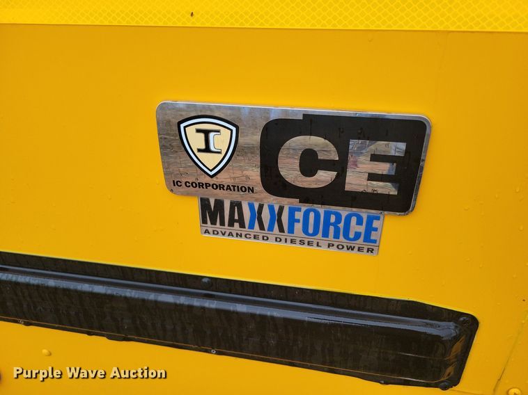 image for item LG9405 2014 IC PB105  school bus