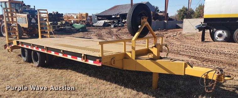 image for item LK9351 1977 Belshe  equipment trailer