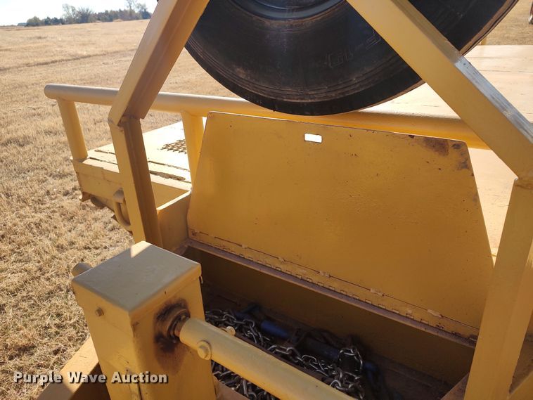 image for item LK9351 1977 Belshe  equipment trailer