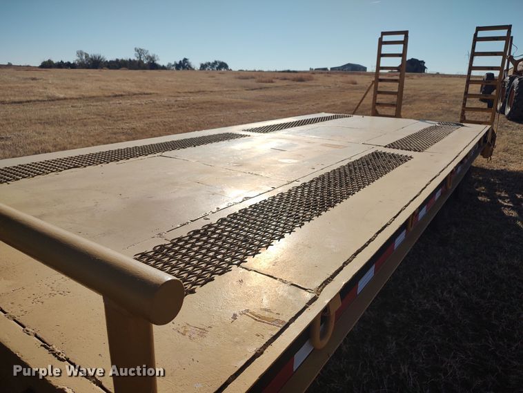 image for item LK9351 1977 Belshe  equipment trailer