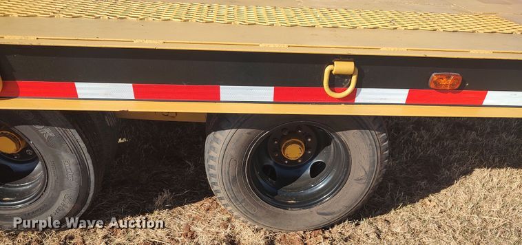 image for item LK9351 1977 Belshe  equipment trailer