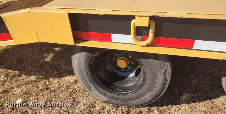 image for item LK9351 1977 Belshe  equipment trailer