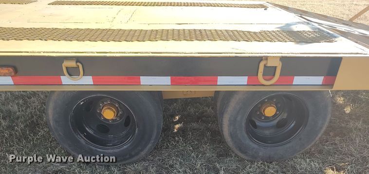 image for item LK9351 1977 Belshe  equipment trailer