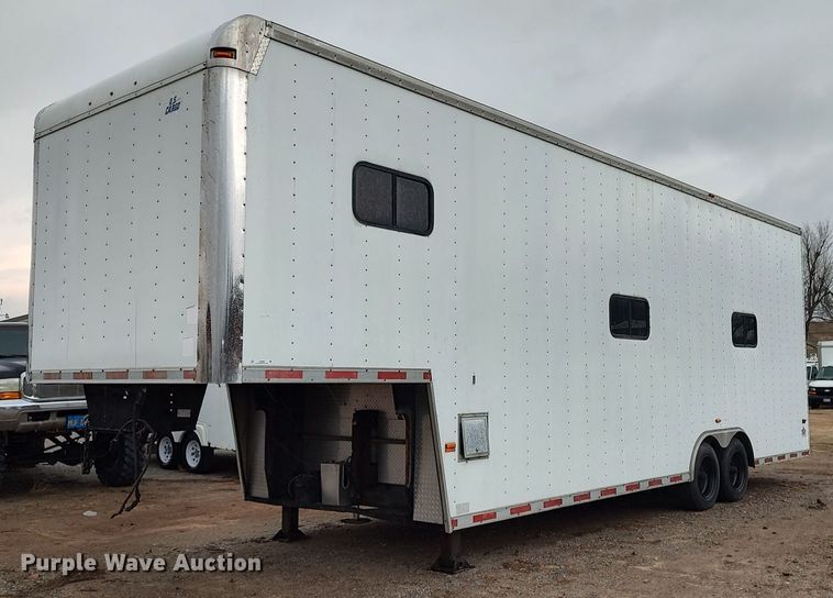 image for item LK9506 2002 US Cargo PCF8532TA6  enclosed cargo trailer