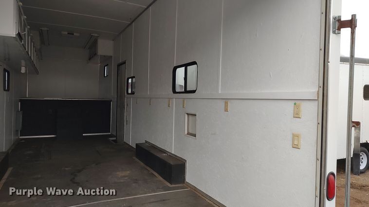 image for item LK9506 2002 US Cargo PCF8532TA6  enclosed cargo trailer