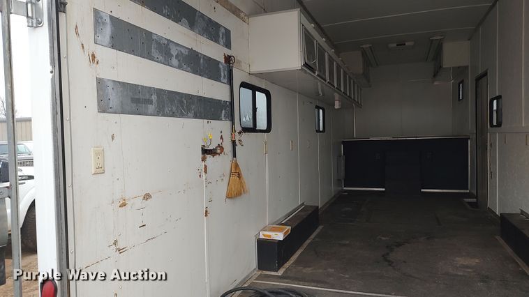 image for item LK9506 2002 US Cargo PCF8532TA6  enclosed cargo trailer