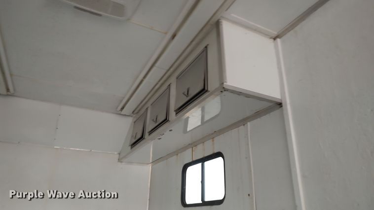 image for item LK9506 2002 US Cargo PCF8532TA6  enclosed cargo trailer