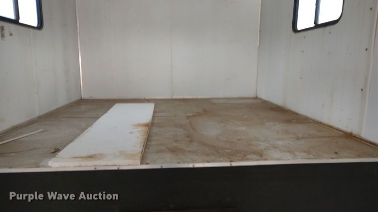 image for item LK9506 2002 US Cargo PCF8532TA6  enclosed cargo trailer