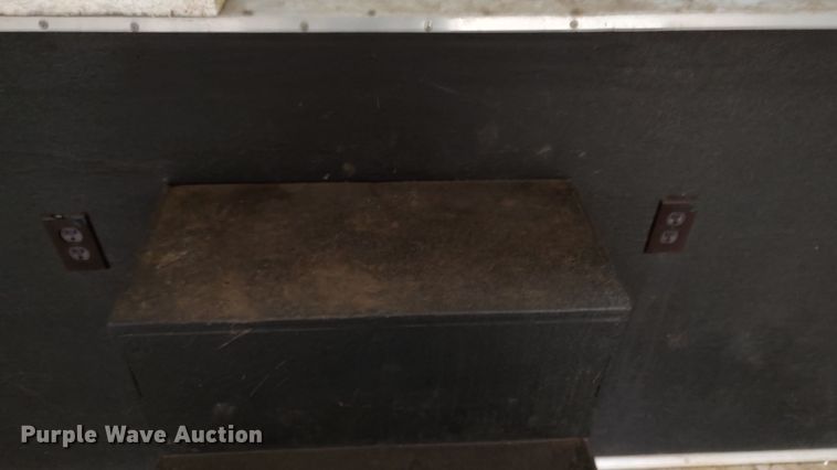 image for item LK9506 2002 US Cargo PCF8532TA6  enclosed cargo trailer