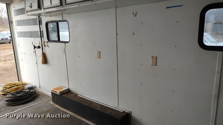 image for item LK9506 2002 US Cargo PCF8532TA6  enclosed cargo trailer