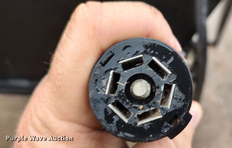 image for item LK9506 2002 US Cargo PCF8532TA6  enclosed cargo trailer