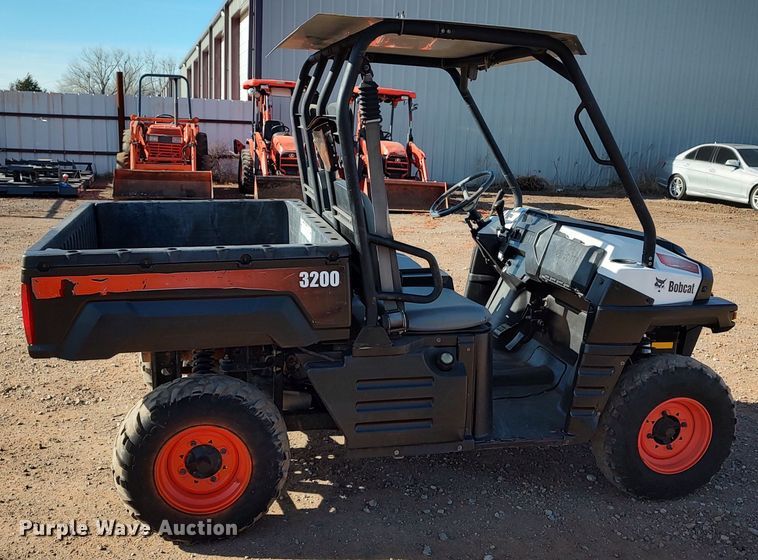 image for item LK9510 2013 Bobcat 3200  utility vehicle