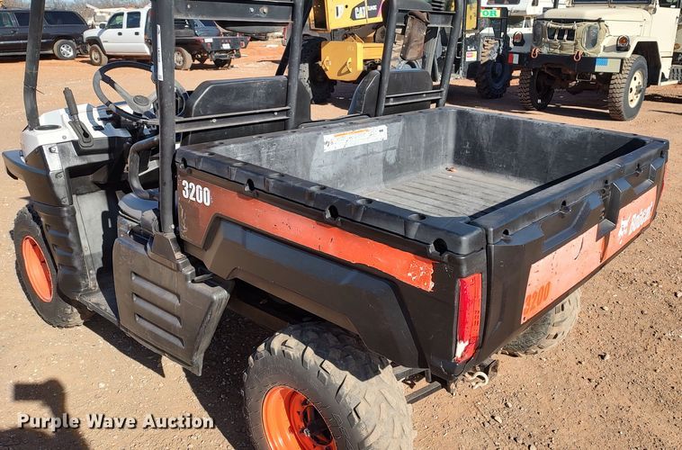 image for item LK9510 2013 Bobcat 3200  utility vehicle