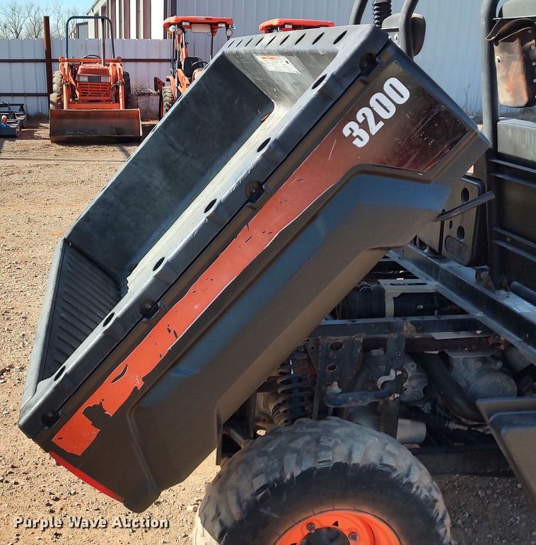 image for item LK9510 2013 Bobcat 3200  utility vehicle