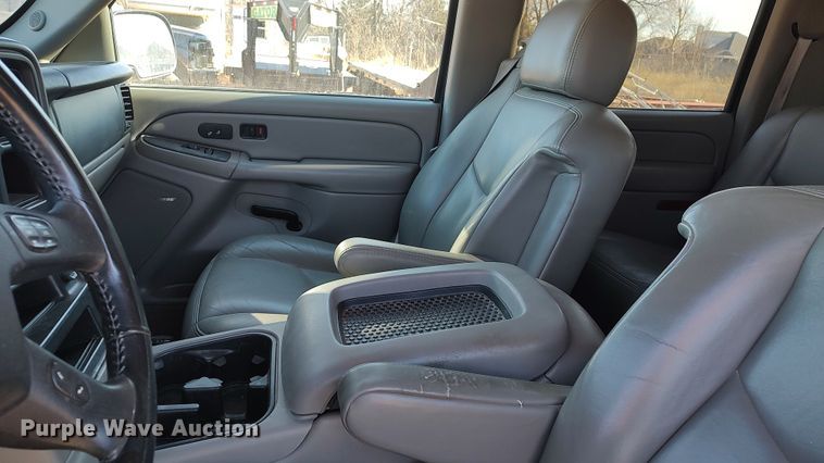 image for item LK9512 2005 GMC Yukon XL  SUV