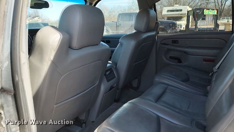 image for item LK9512 2005 GMC Yukon XL  SUV