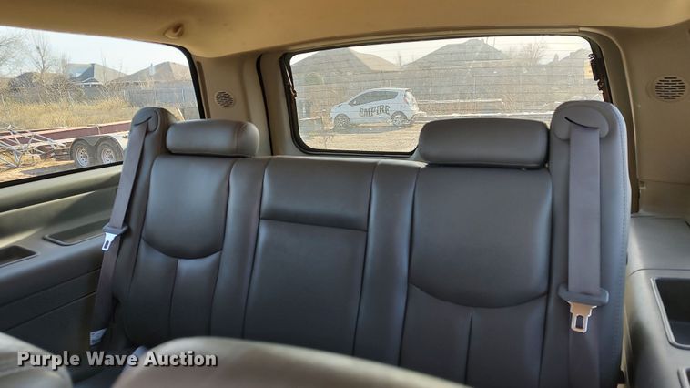 image for item LK9512 2005 GMC Yukon XL  SUV