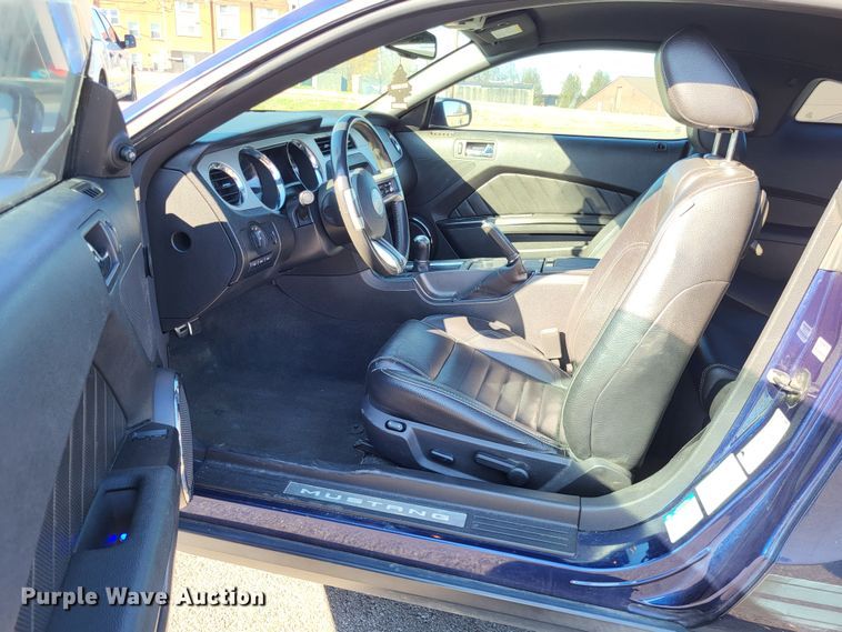 image for item LR9086 2012 Ford Mustang