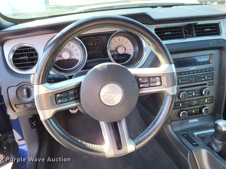 image for item LR9086 2012 Ford Mustang