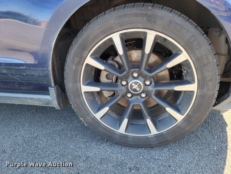 image for item LR9086 2012 Ford Mustang