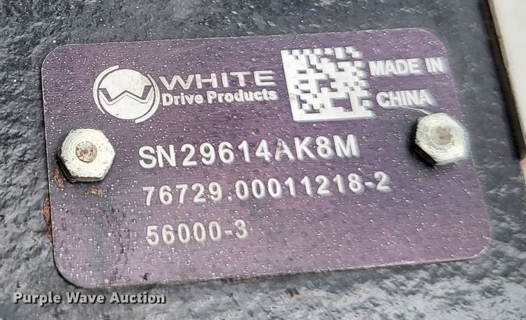 image for item LR9136 2015 Dodge Ram 5500HD  bucket truck