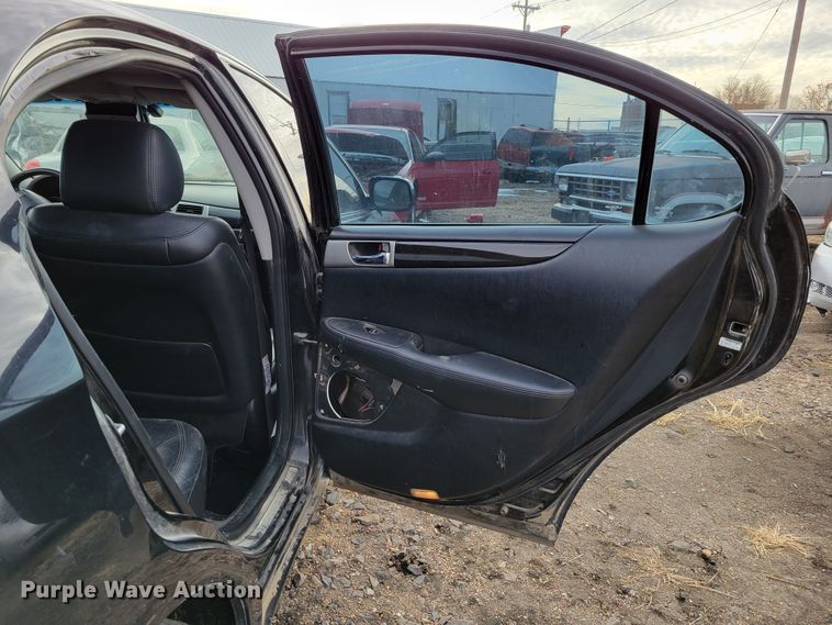 image for item LY9885 2006 Lexus ES 330