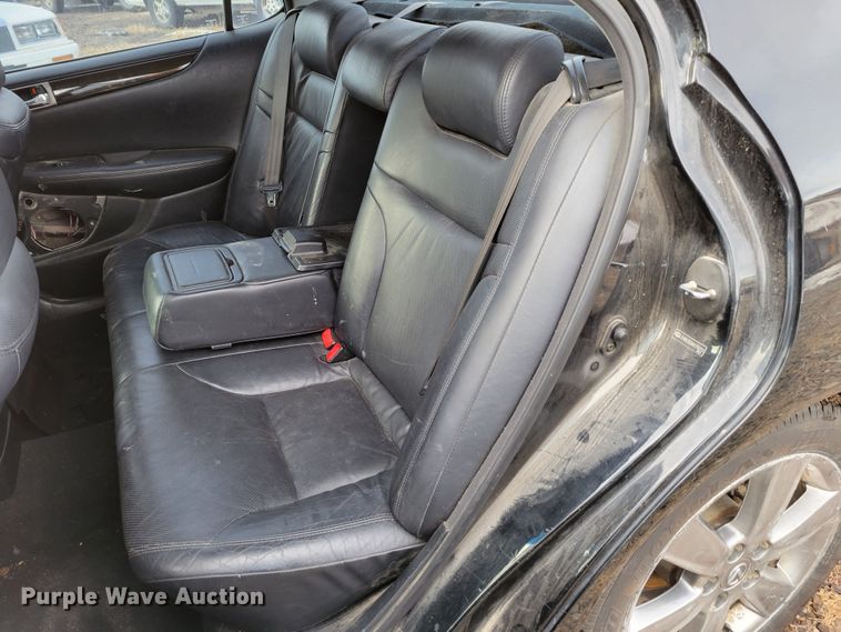 image for item LY9885 2006 Lexus ES 330