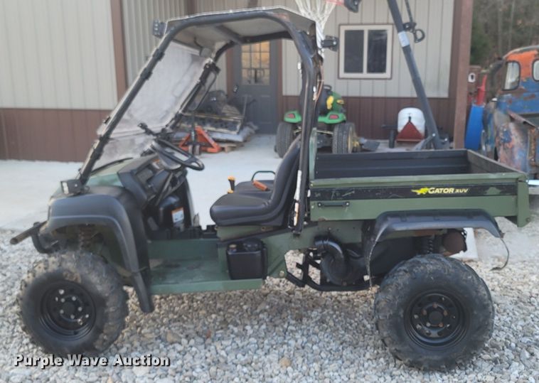 image for item MH9663 2007 John Deere Gator XUV  utility vehicle