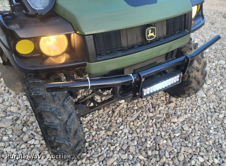 image for item MH9663 2007 John Deere Gator XUV  utility vehicle