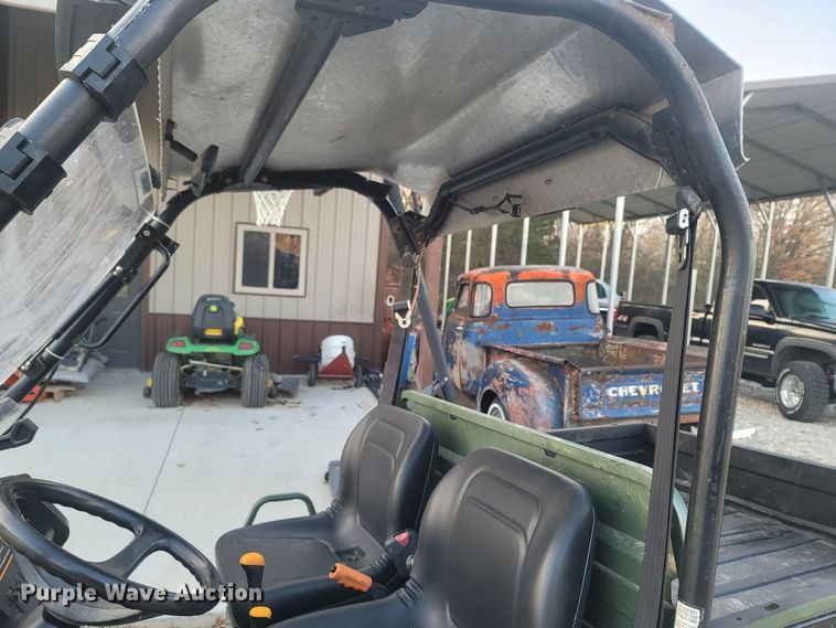 image for item MH9663 2007 John Deere Gator XUV  utility vehicle