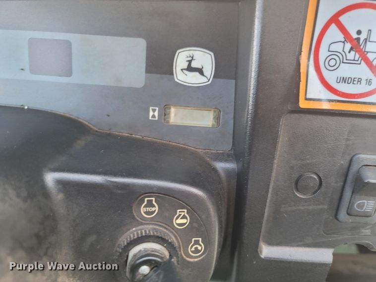 image for item MH9663 2007 John Deere Gator XUV  utility vehicle