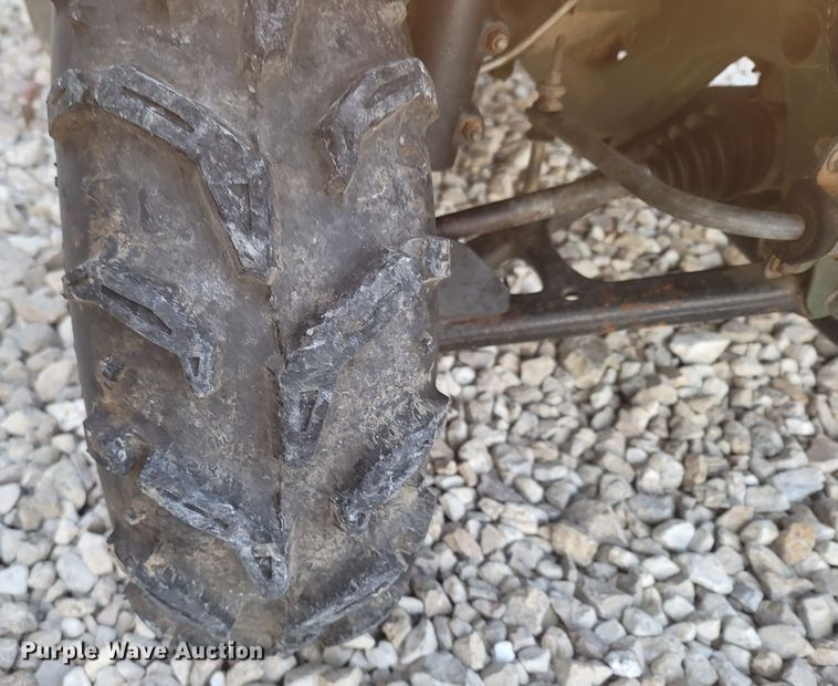 image for item MH9663 2007 John Deere Gator XUV  utility vehicle