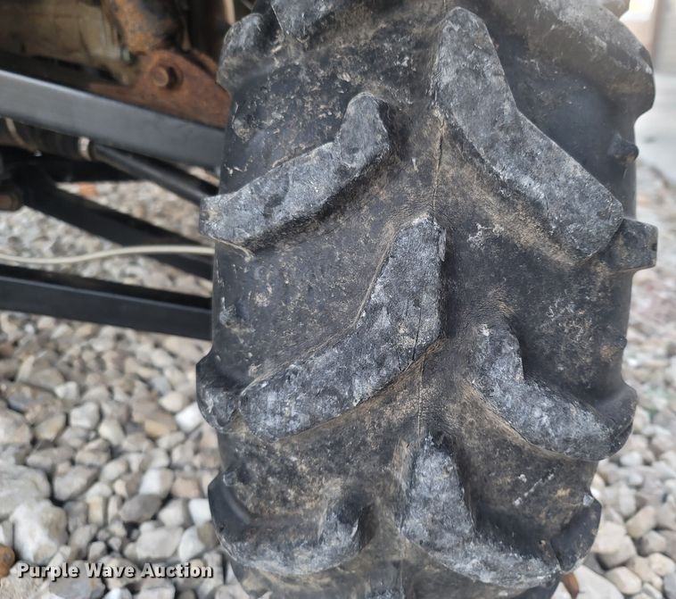 image for item MH9663 2007 John Deere Gator XUV  utility vehicle