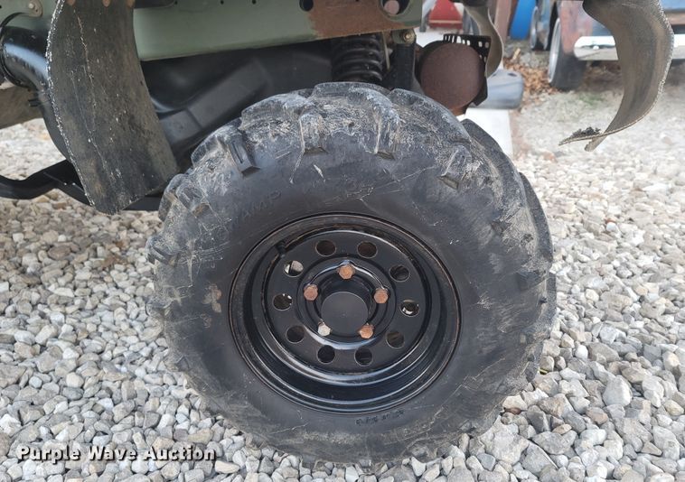 image for item MH9663 2007 John Deere Gator XUV  utility vehicle