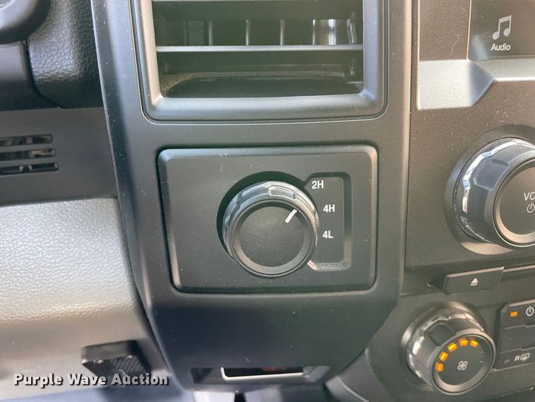 image for item MI9547 2018 Ford F150  SuperCrew pickup truck