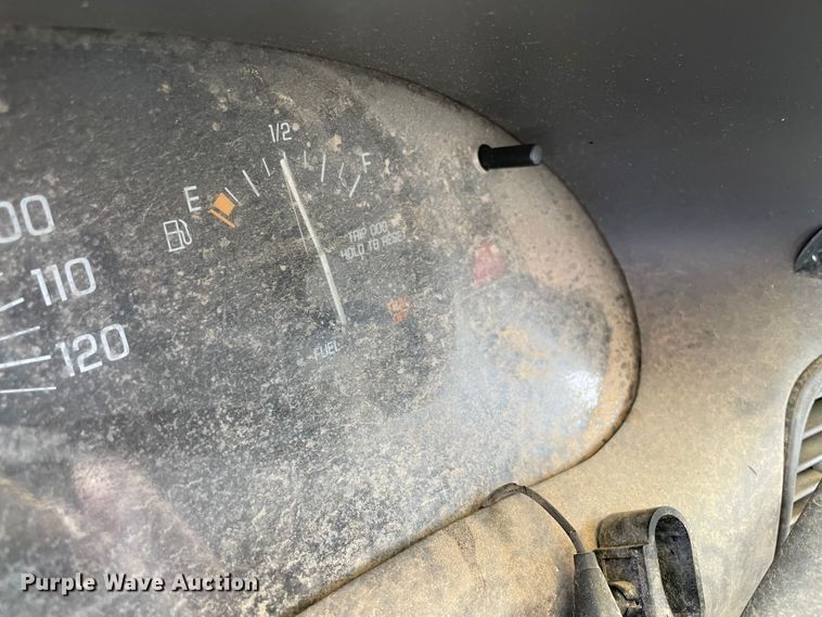 image for item MI9607 2002 Buick Century