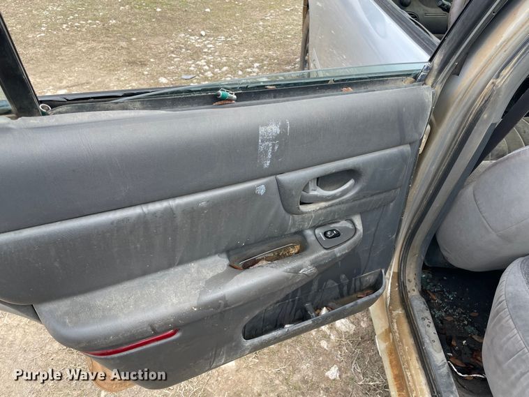 image for item MI9607 2002 Buick Century