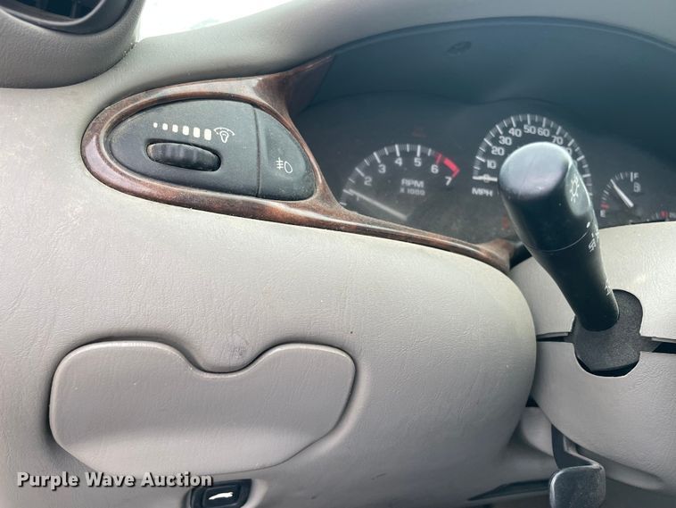 image for item MI9608 2000 Chevrolet Malibu