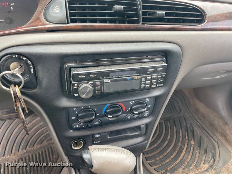 image for item MI9608 2000 Chevrolet Malibu