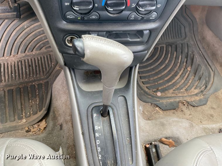 image for item MI9608 2000 Chevrolet Malibu