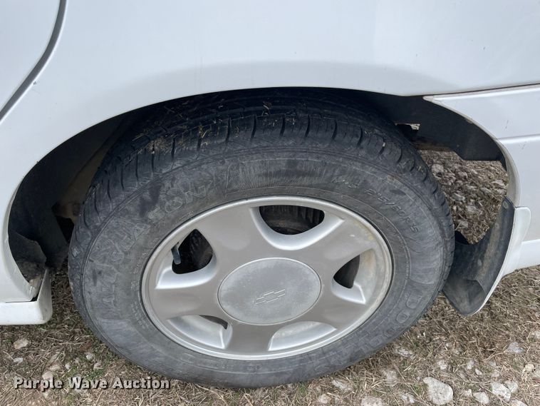 image for item MI9608 2000 Chevrolet Malibu