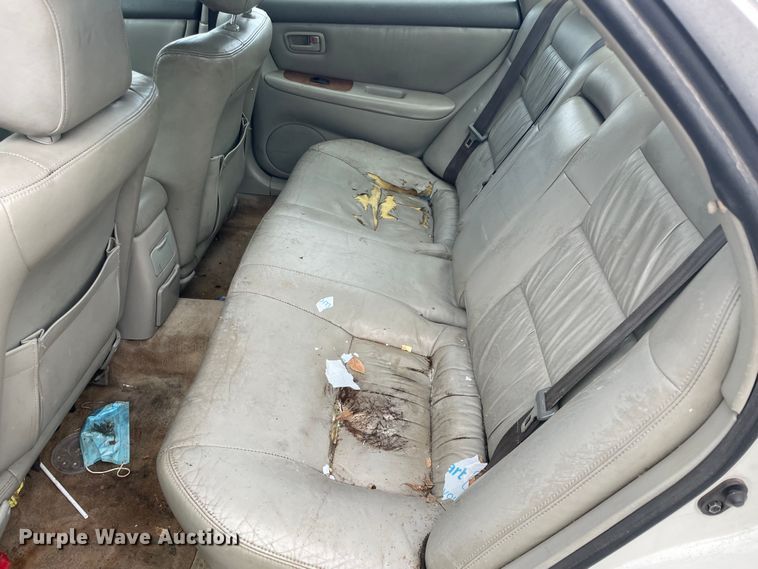 image for item MI9613 1998 Lexus ES 300