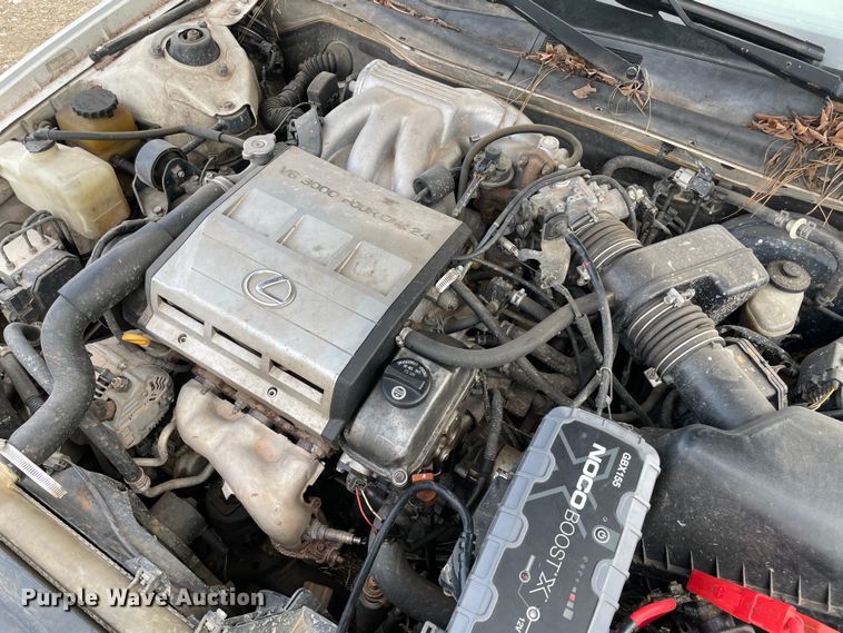 image for item MI9613 1998 Lexus ES 300