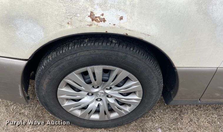 image for item MI9613 1998 Lexus ES 300