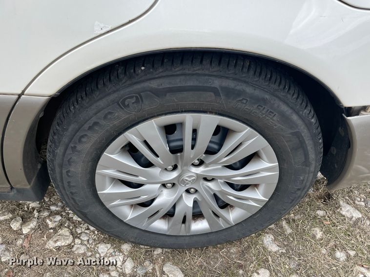 image for item MI9613 1998 Lexus ES 300