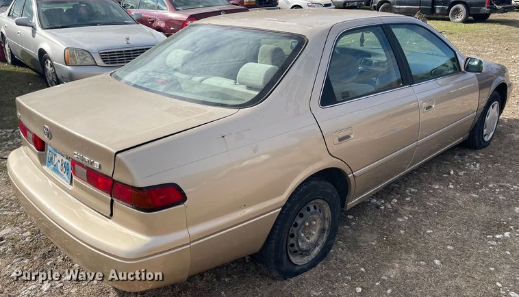 image for item MI9617 1998 Toyota Camry